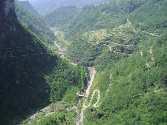 小龙洞瀑布-花垣县必去景点