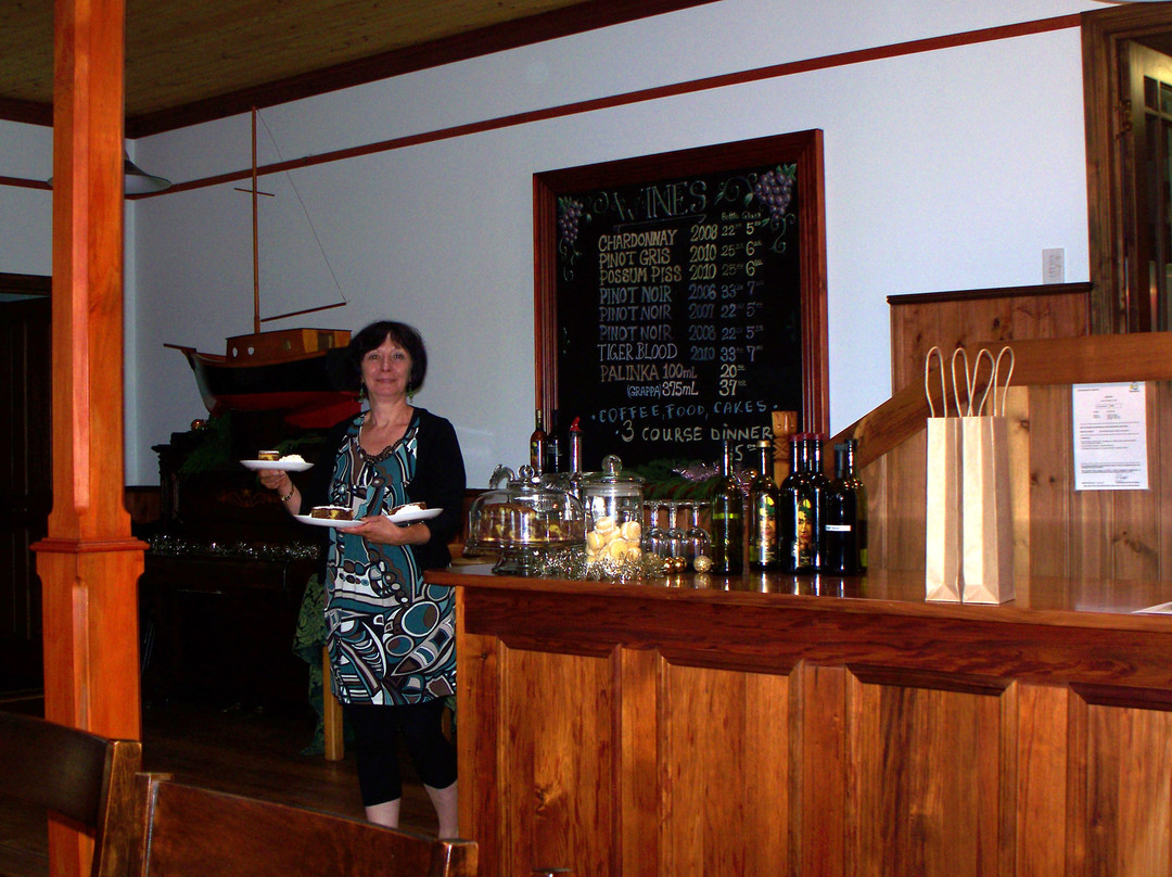 St Imre Vineyard-多佛必去景点