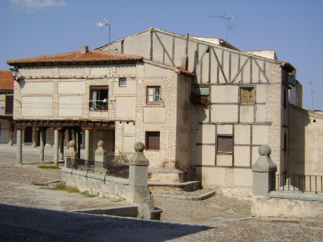 Plaza de la villa-Arevalo必去景点