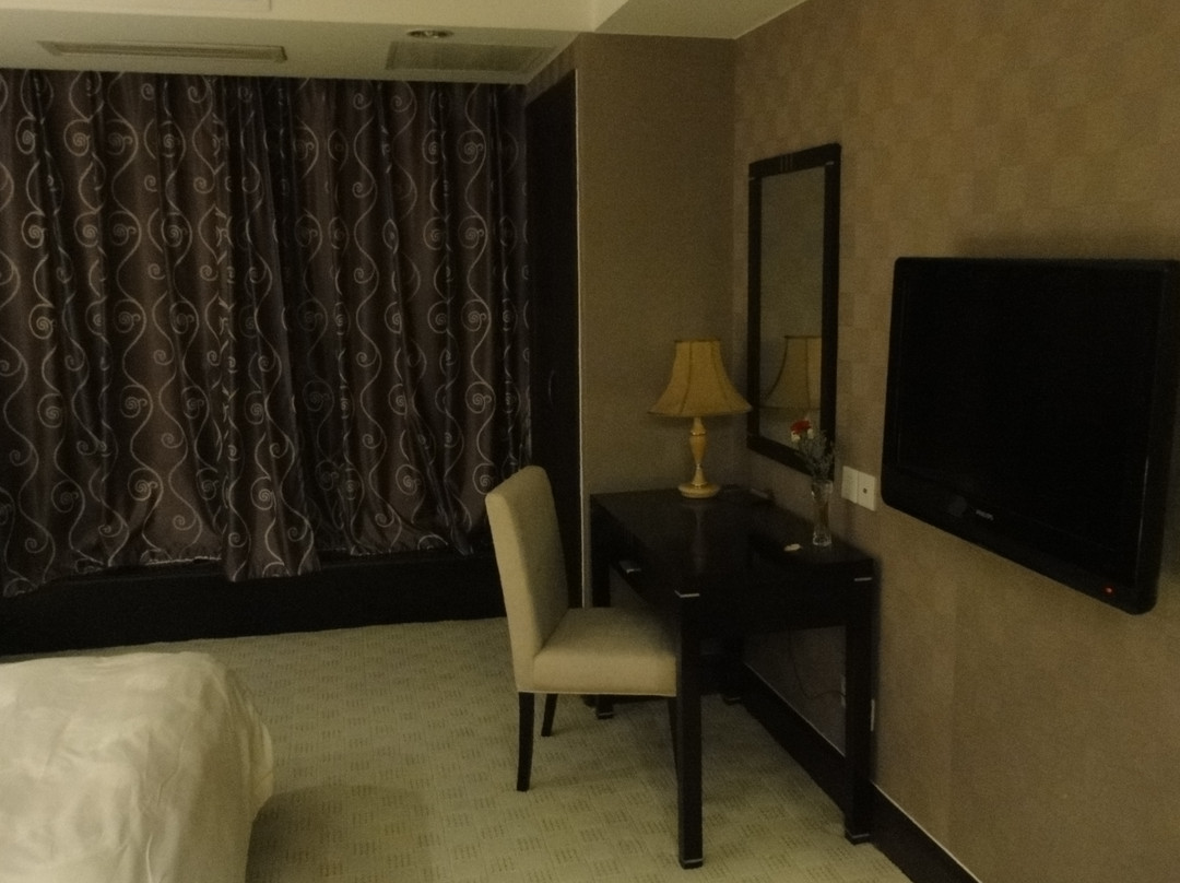 苏宁环球套房饭店主图