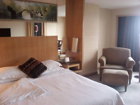 扬州花园国际大酒店主图