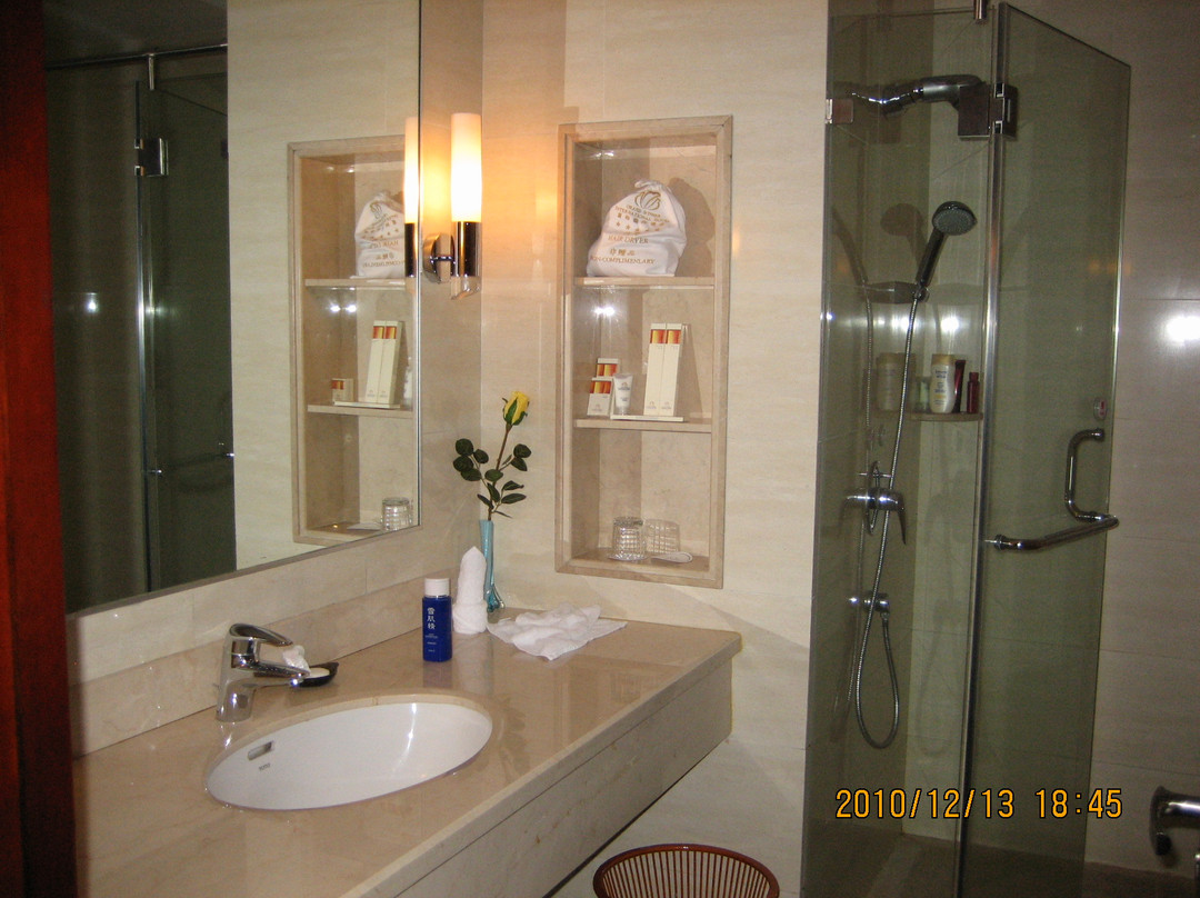 篁胜国际温泉花园酒店主图