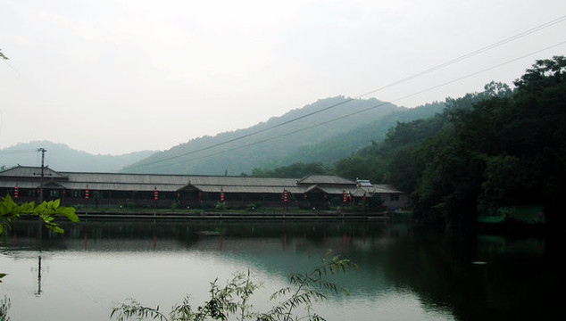 琅琊山荣逸山水酒店主图