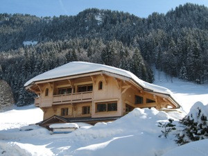 Cairn Lodge