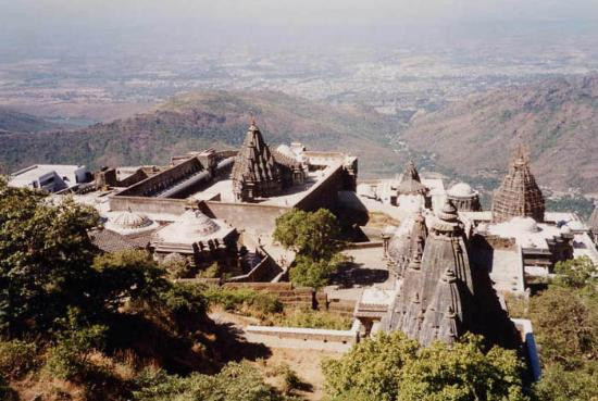 Girnar Jain Temples景点图片