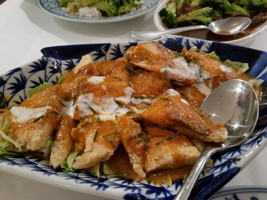 Simply Thai Bistro in Wheaton