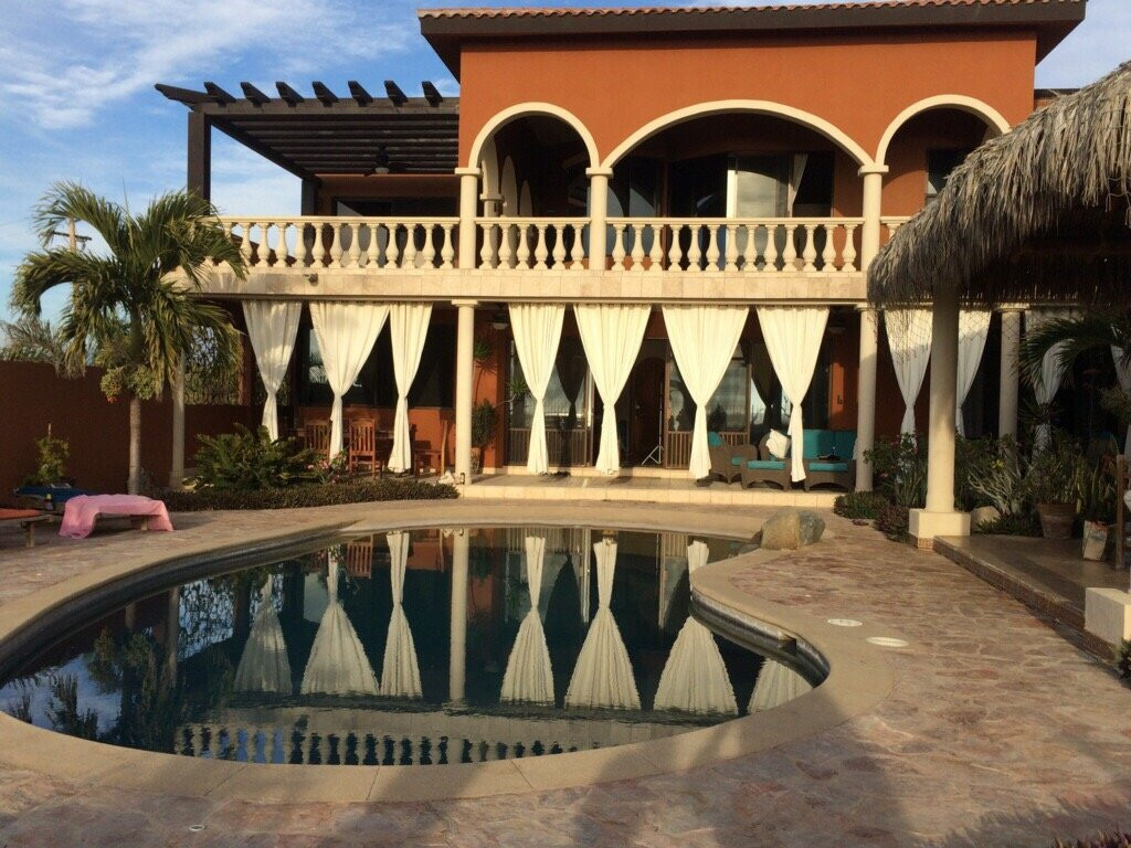 Villa Ventanas