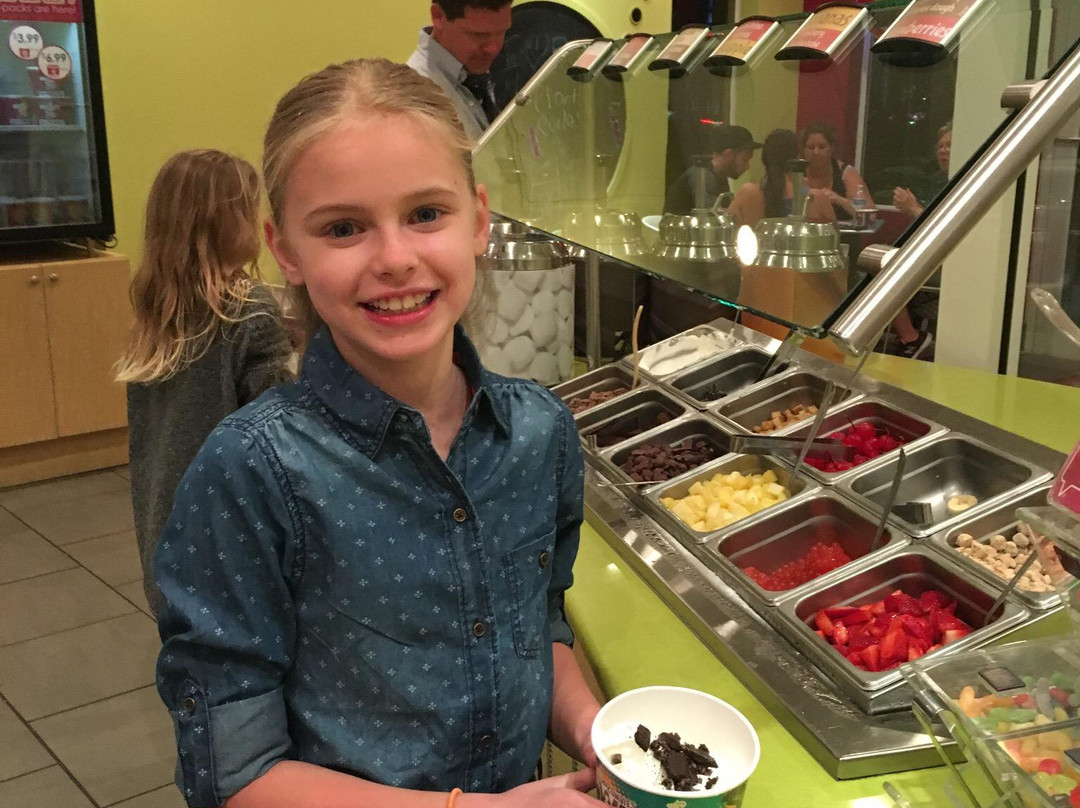 Menchie's Frozen Yogurt