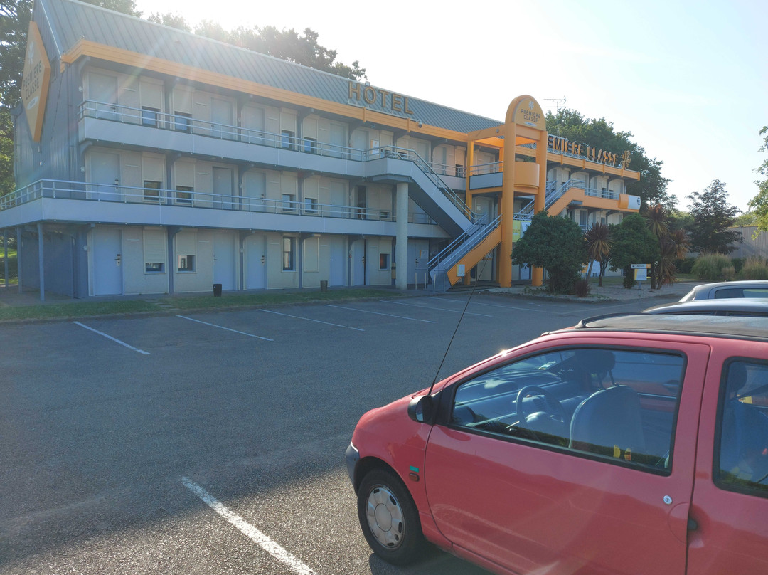 坎佩尔普瑞米尔经典酒店主图