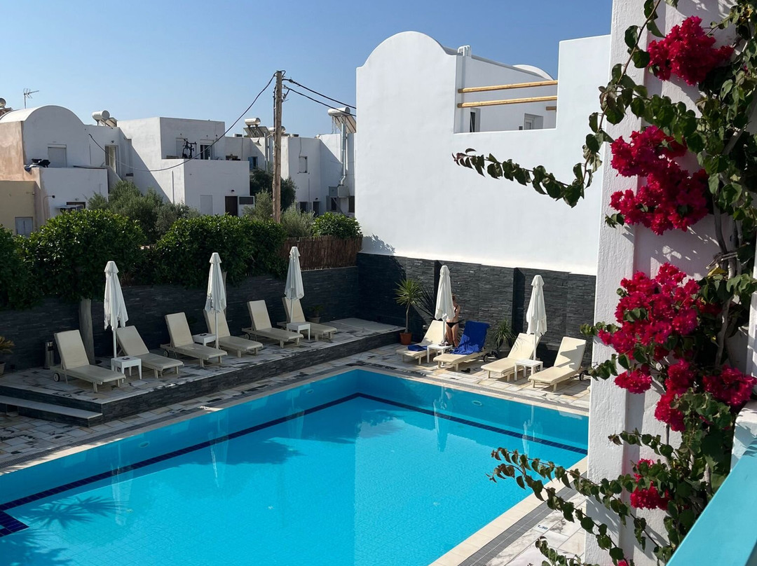 Santellini Hotel主图