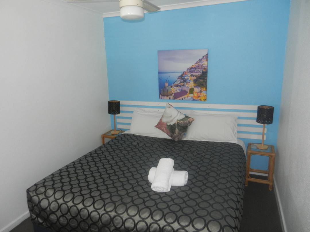 Oceanside Hawks Nest Motel主图