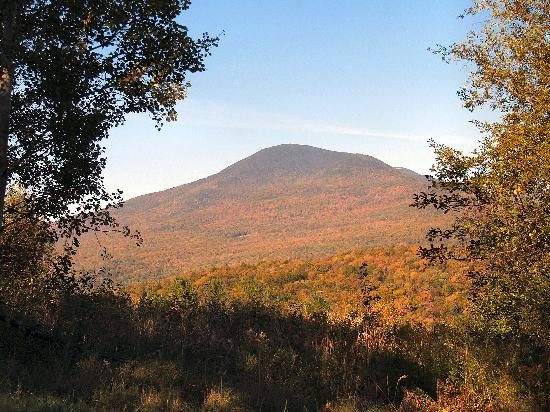 Hazen's Notch-Montgomery必去景点
