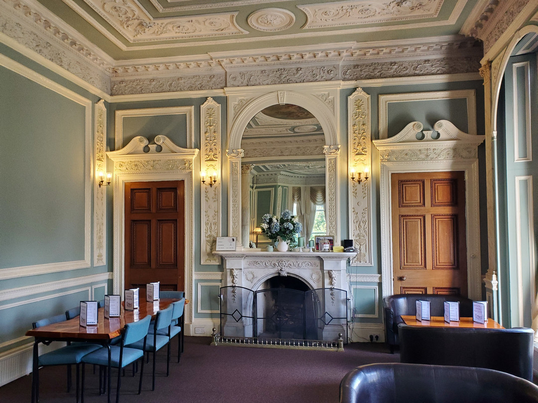 Overtoun House景点图片