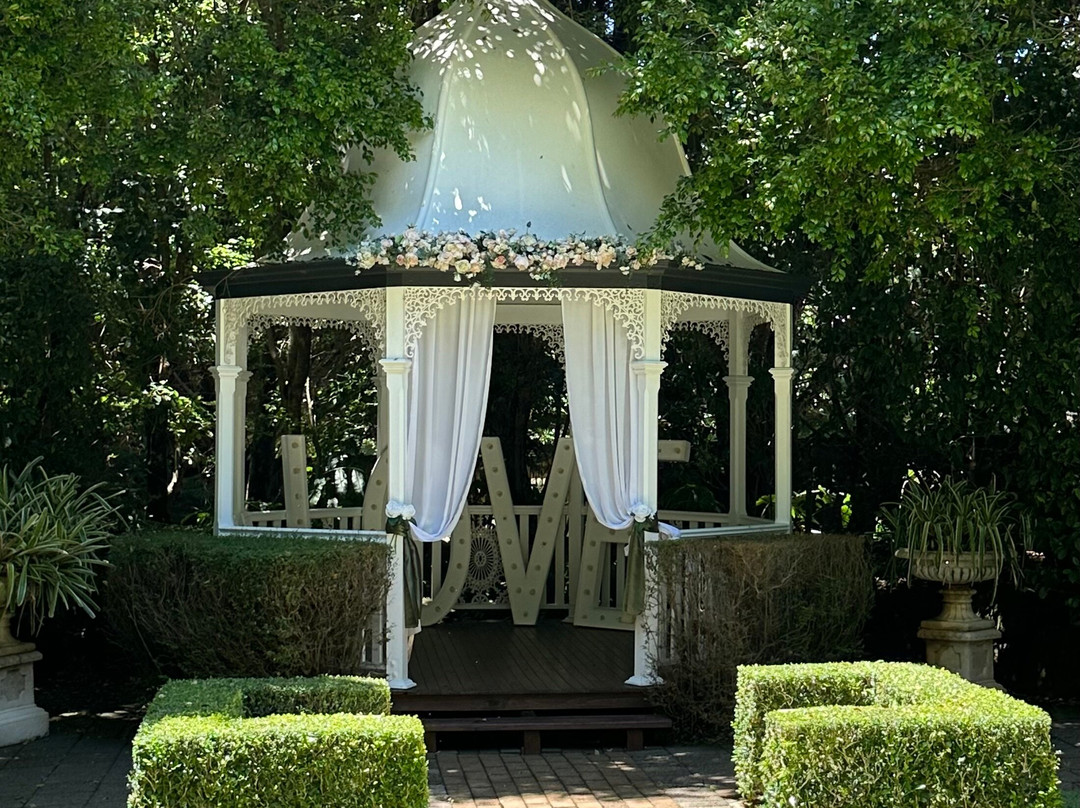 丹百林花园大酒店主图