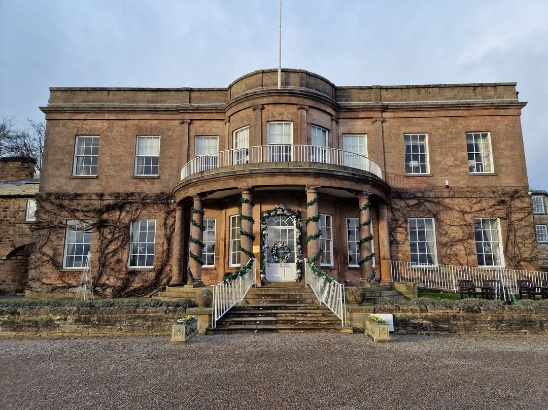 Wood Hall Hotel & Spa主图