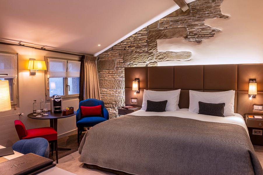 莱萨姆雷酒店-客卧