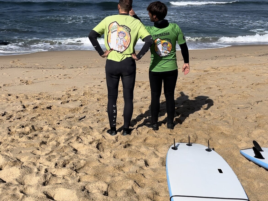 Surf With Pepe - Surf School & Rentals景点图片