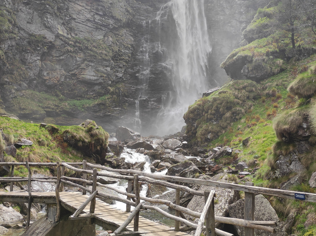 Cascata La Froda景点图片