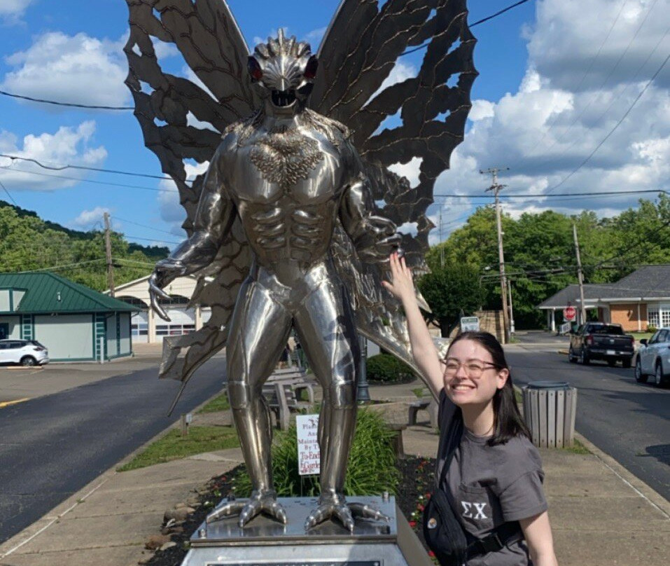 Mothman Statue景点图片