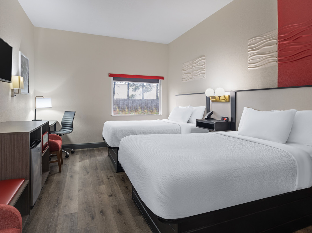 洛克斯特格罗夫丽米特德华美达酒店主图