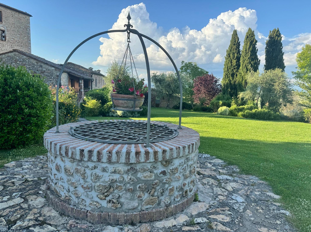 Castello del Poggiarello di Stigliano-Stigliano必去景点