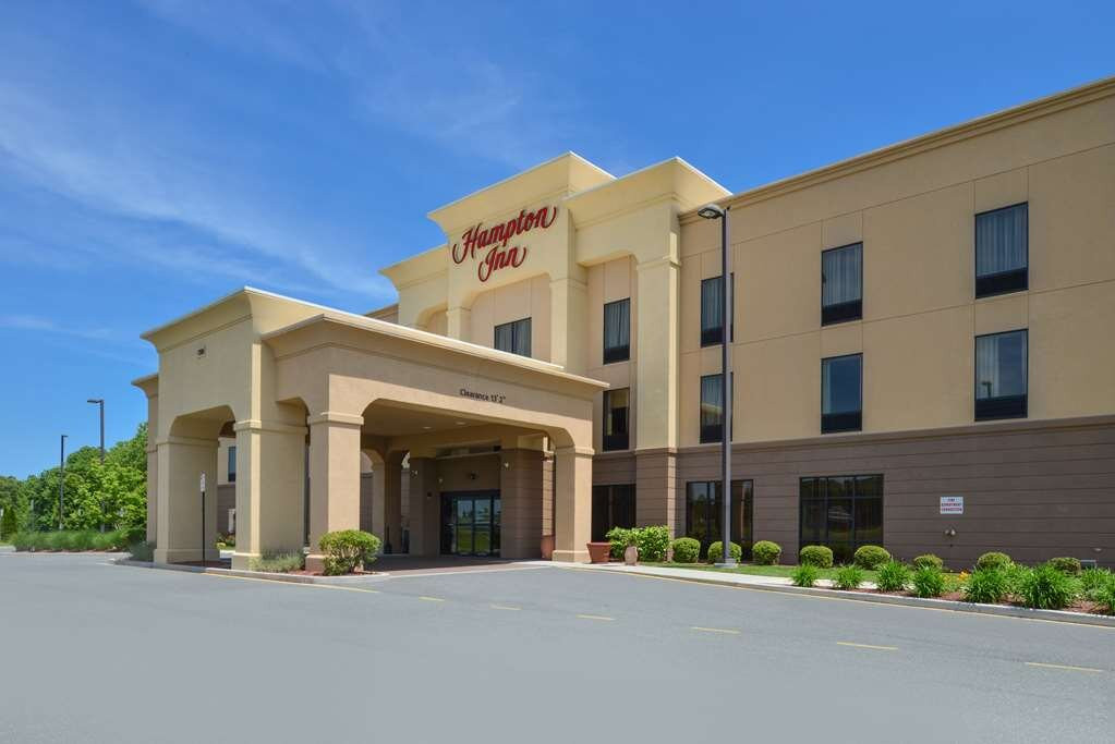 Hampton Inn Milford主图