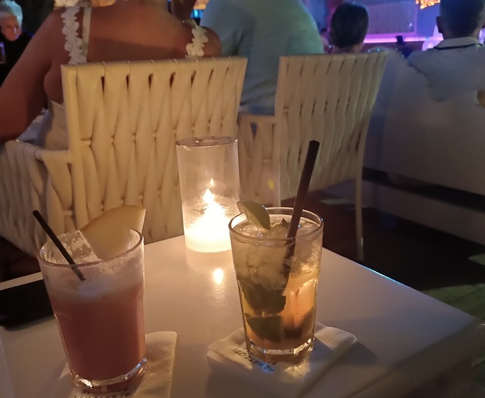 Albatross Beach Bar景点图片