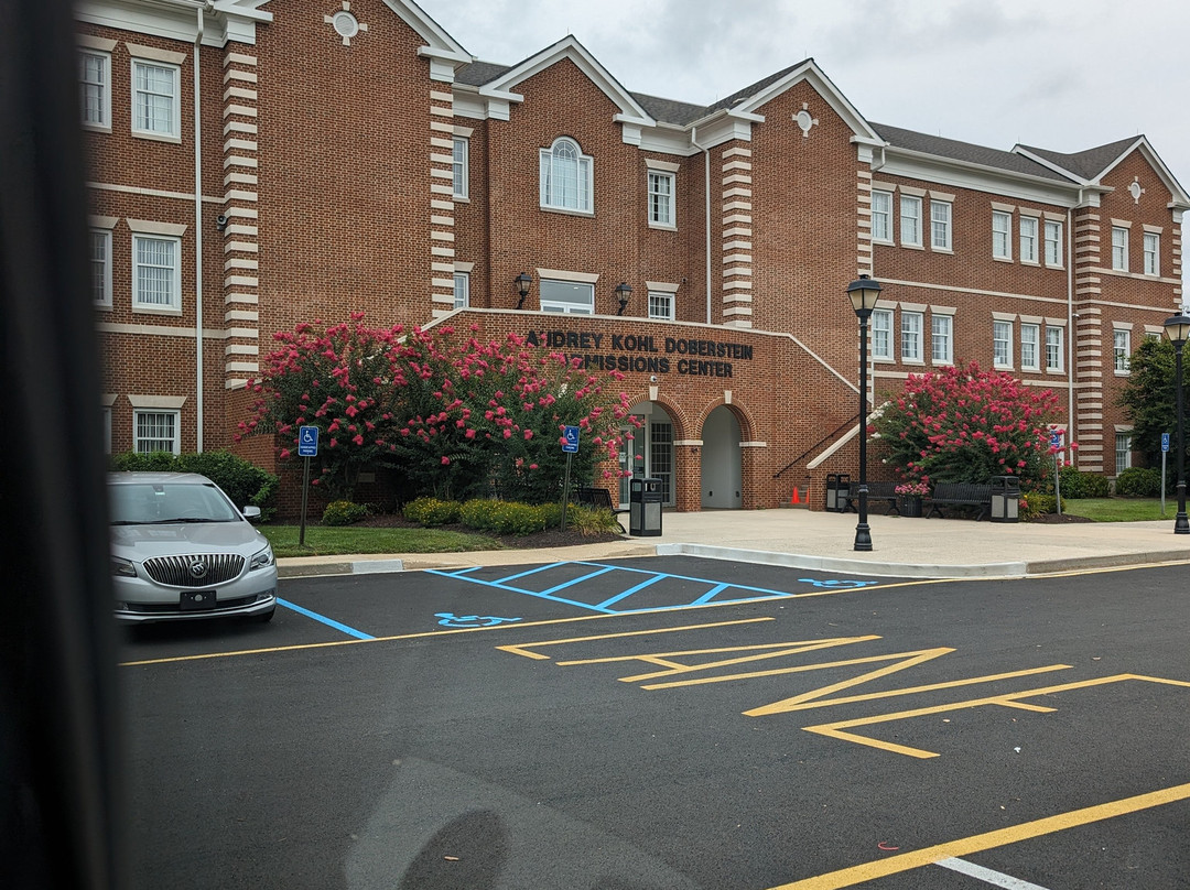 威尔明顿戴斯酒店主图