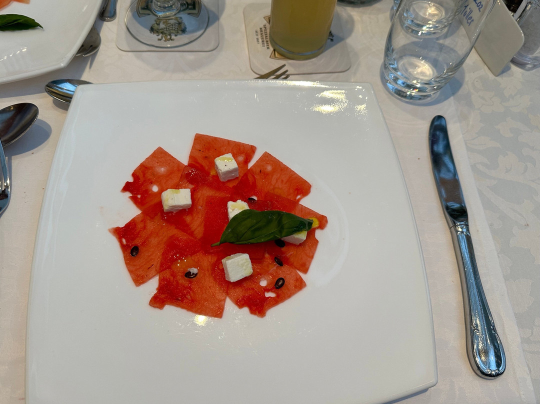 吉斯其旺古特酒店主图