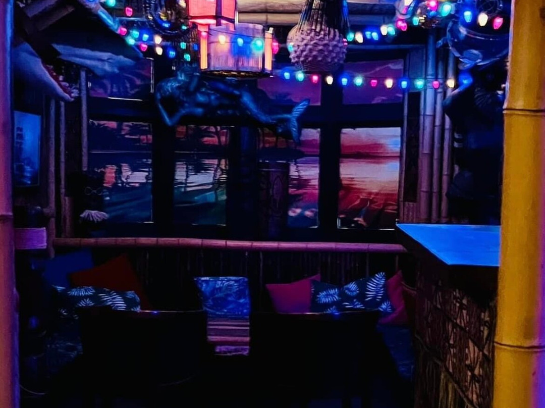 Ollie Vees Tiki Lounge景点图片