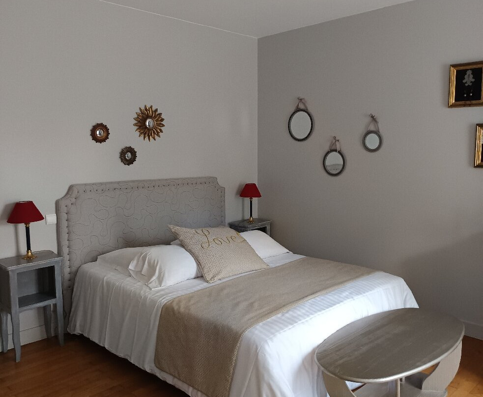 Bella Simonetta主图