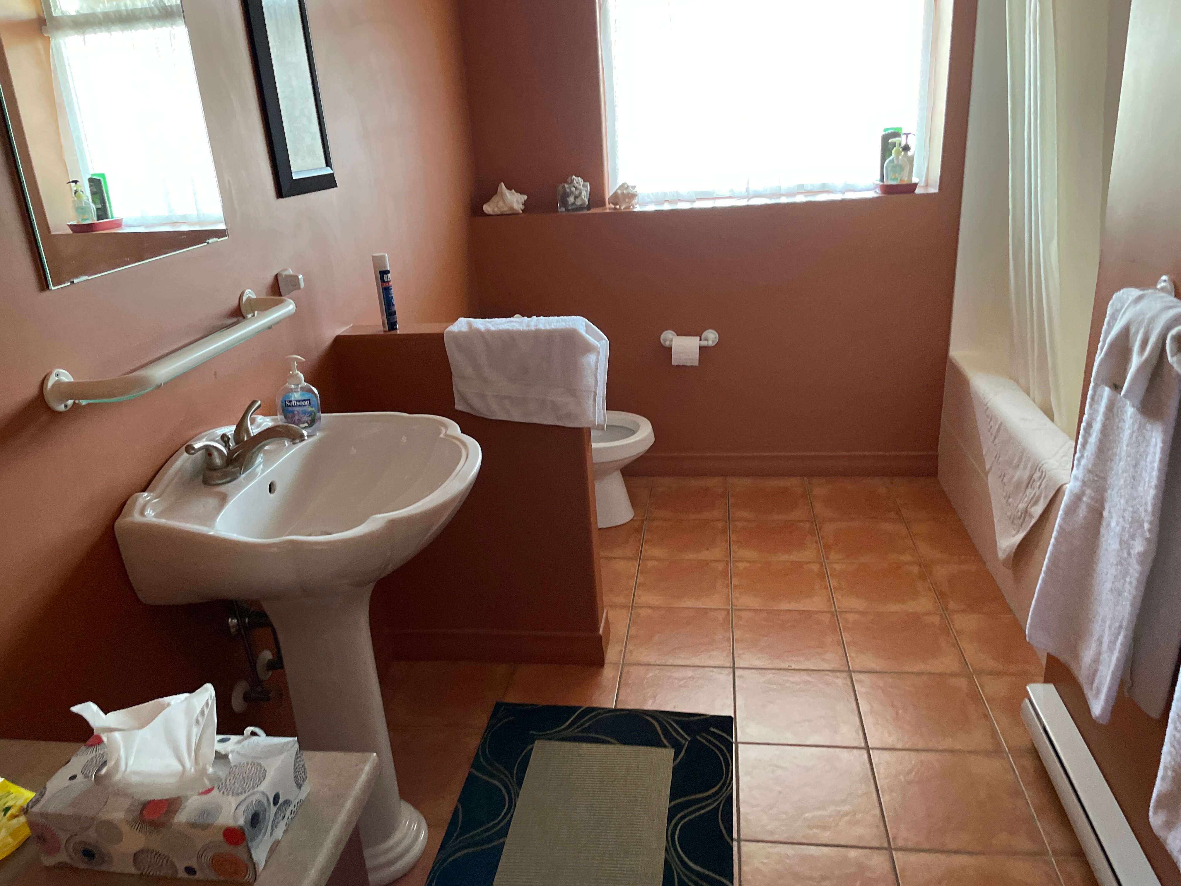 A Vacation Paradise at Quail Ridge B & B-浴室
