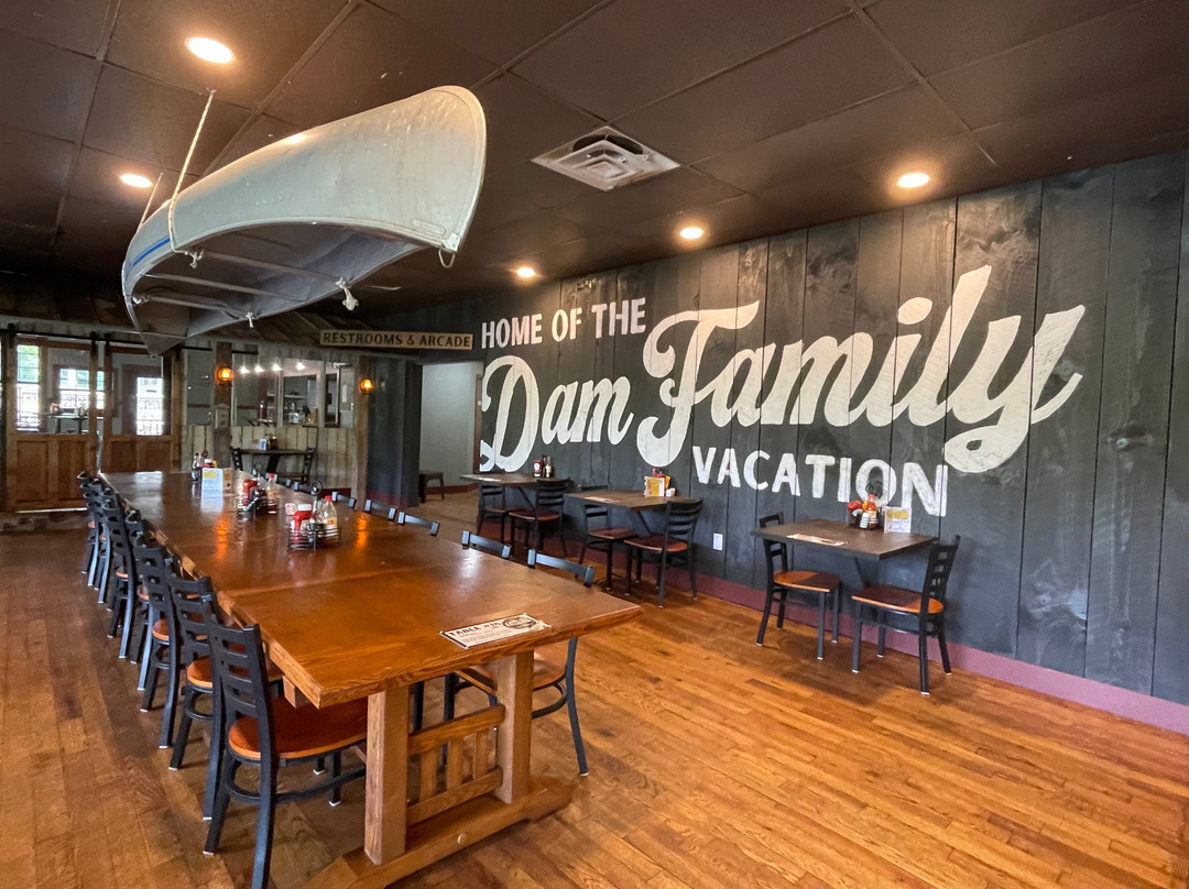 Fontana Dam餐馆和美食-Quill's Canteen