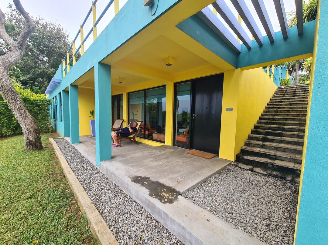 白金汉帕勒斯酒店主图