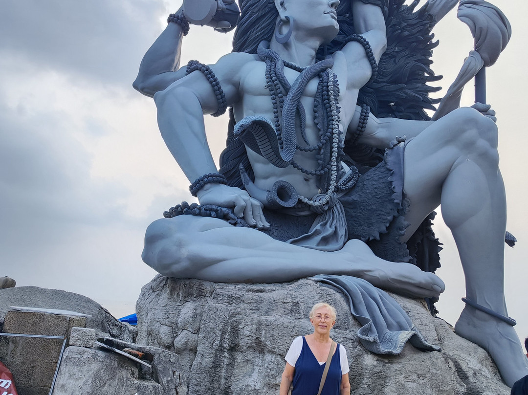 Aazhimala Siva Temple景点图片