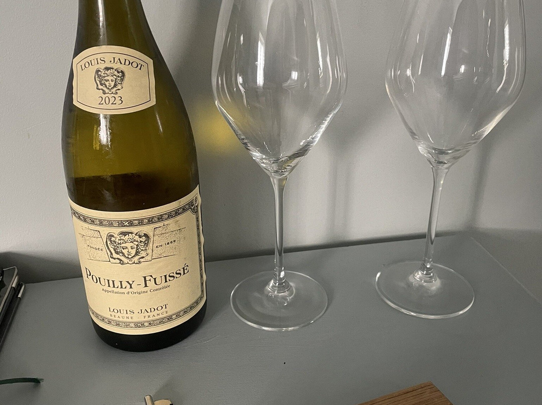 The White Hart主图