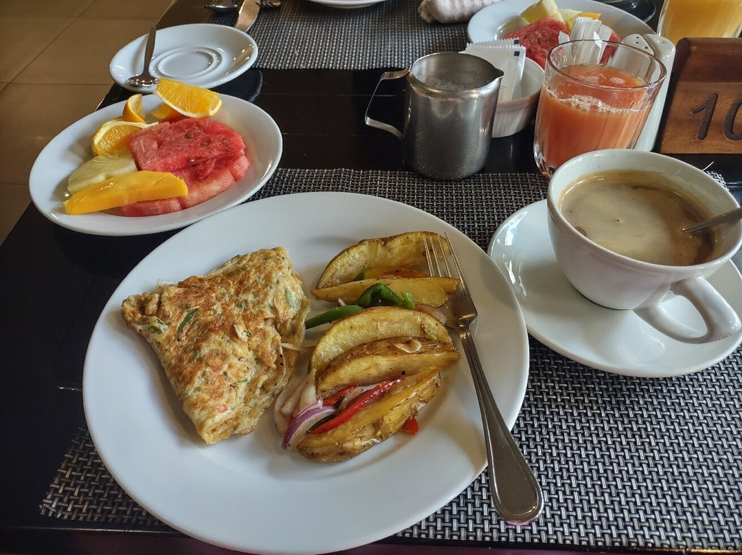 Best Western Premier Garden Hotel Entebbe主图