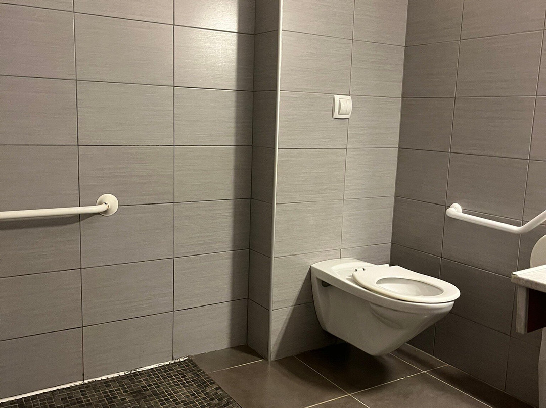 Brit Hotel Saint-Lo主图