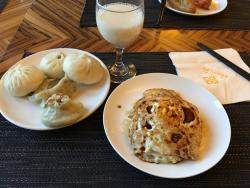 嘉銮国际大酒店主图