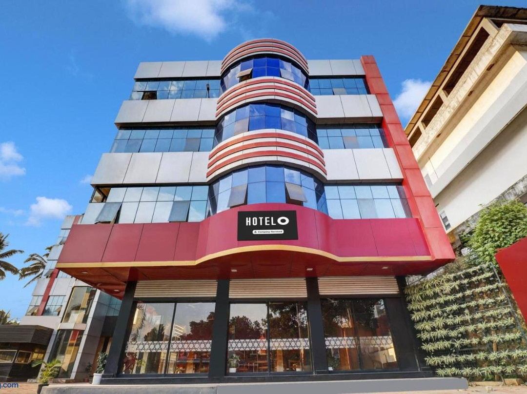 OYO 23318 West Gate Inn & Suites