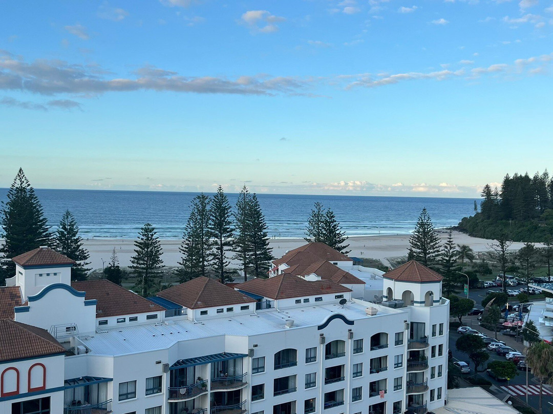 Beachcomber International Resort主图