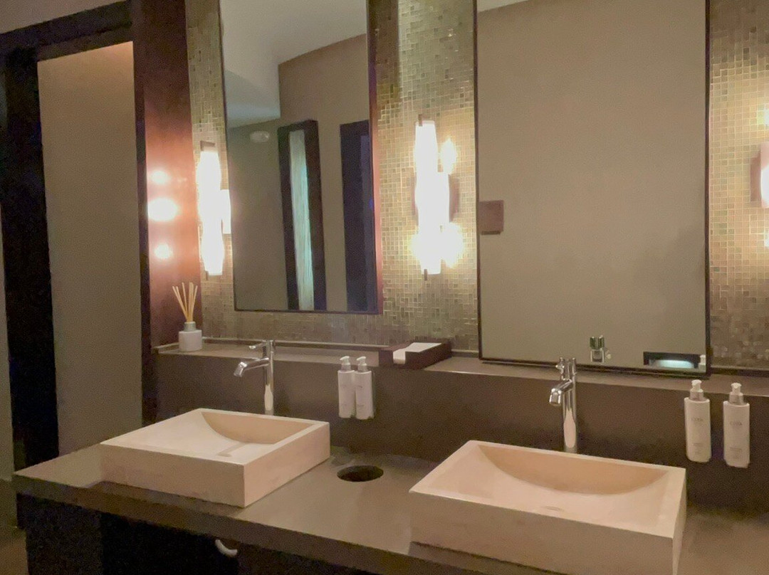 Acqualina Spa-阳光岛海滩必去景点