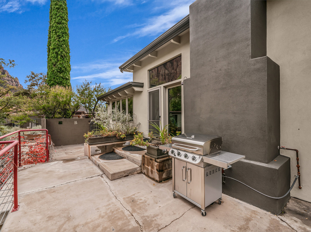 Flanigan's Resort And Spa主图