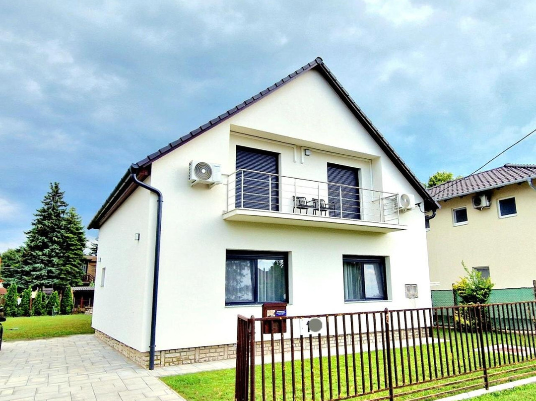 Garden House Zamárdi