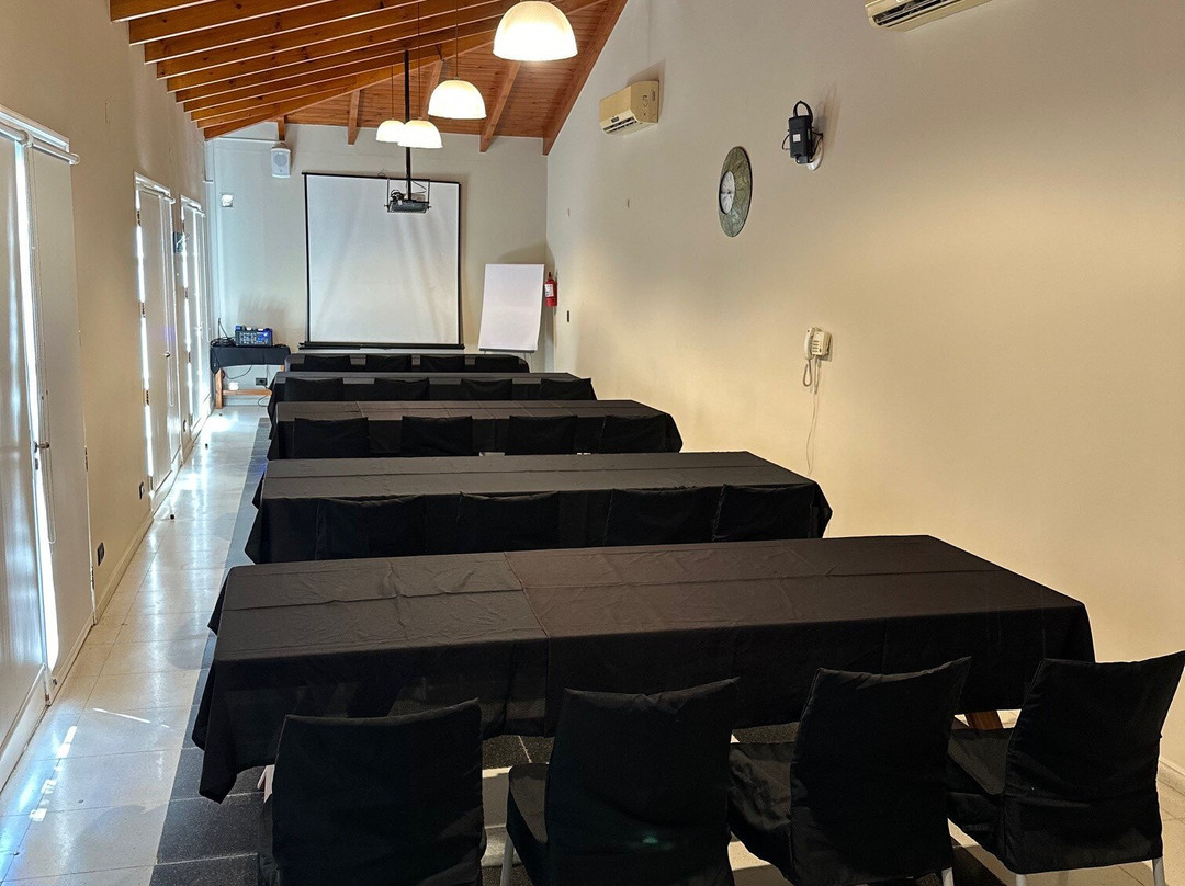 Garden House Hotel主图