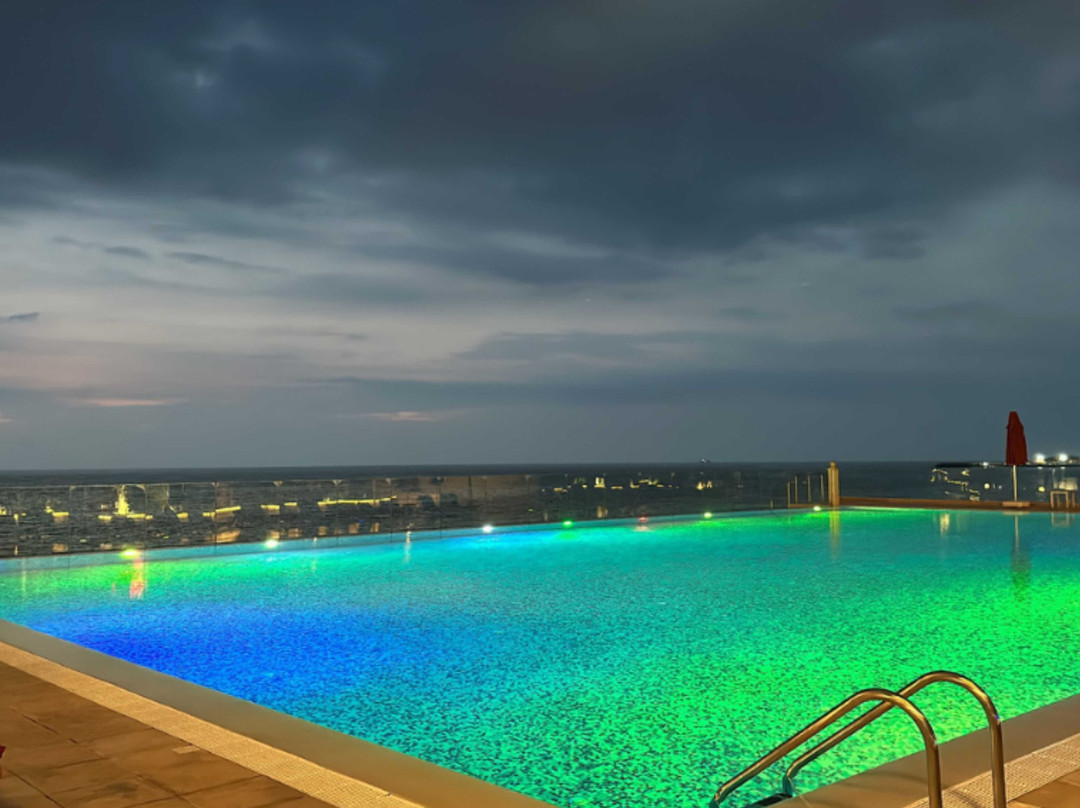 Lancaster Eden Bay主图