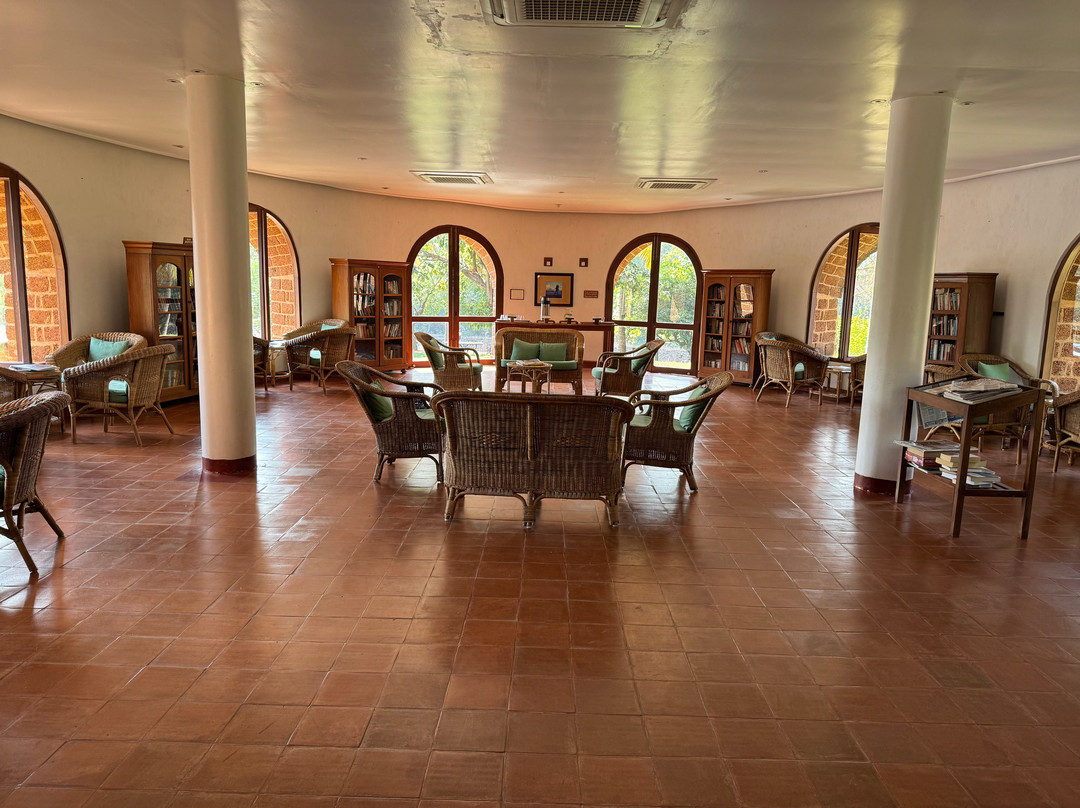 SwaSwara, CGH Earth主图