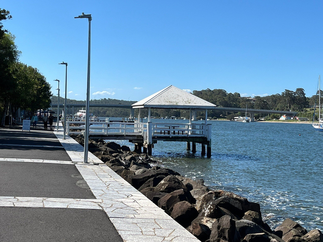 Zorba Waterfront Motel主图