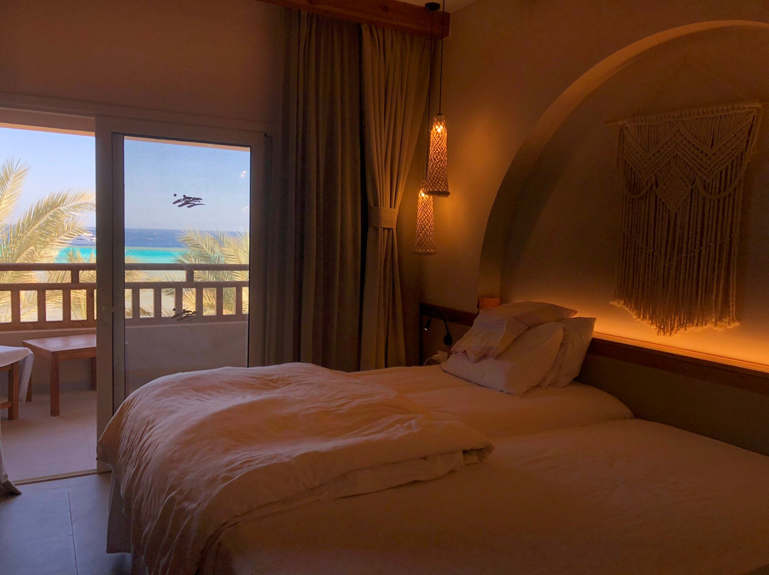 The Breakers Diving and Surfing Lodge主图