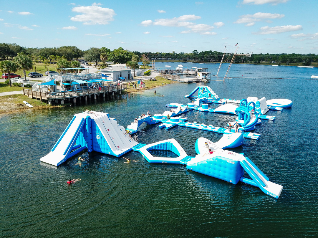 Shark Wake Park 561景点图片